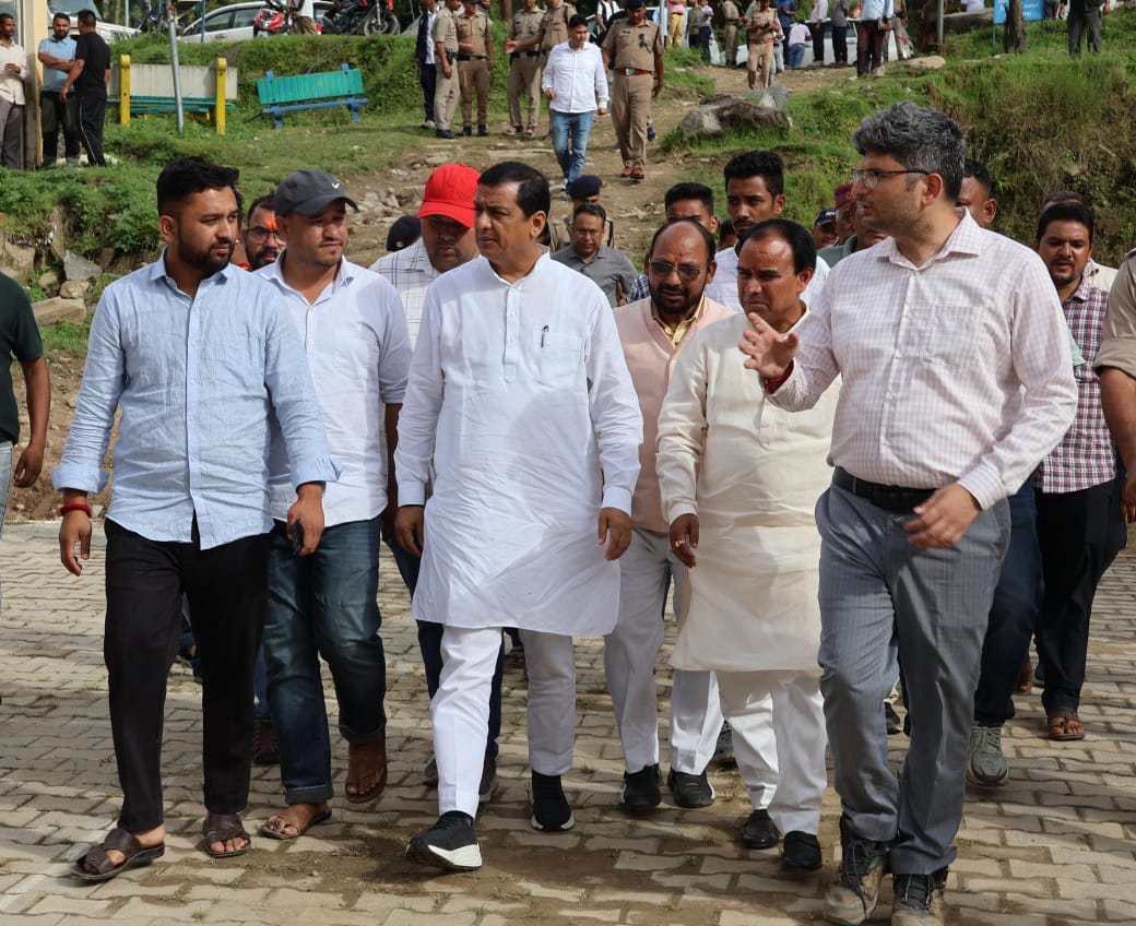 सांसद अनिल बलूनी ने थराली आपदा प्रभावित क्षेत्र का किया दौरा पीड़ितों से मिले