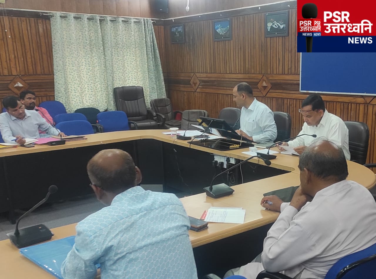 बिना पानी के बच्चों की पीड़ा का एहसास कराने को जल निगम के अधिशासी अभियंता का जल संयोजन काटने के आदेश – जिलाधिकारी